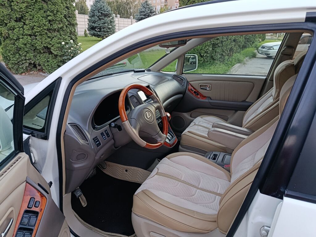 Lexus RX: 2000 г., 3 л, Автомат, Бензин, Кроссовер: фото 7