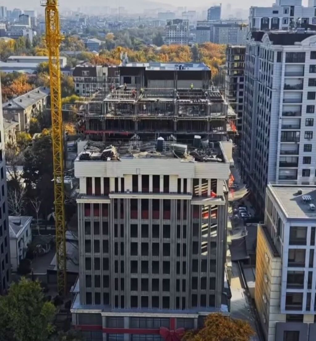 2 комнаты, 59 м², Бишкек Парк ТРЦ Элитка, 18 этаж, ПСО (под самоотделку): фото 2