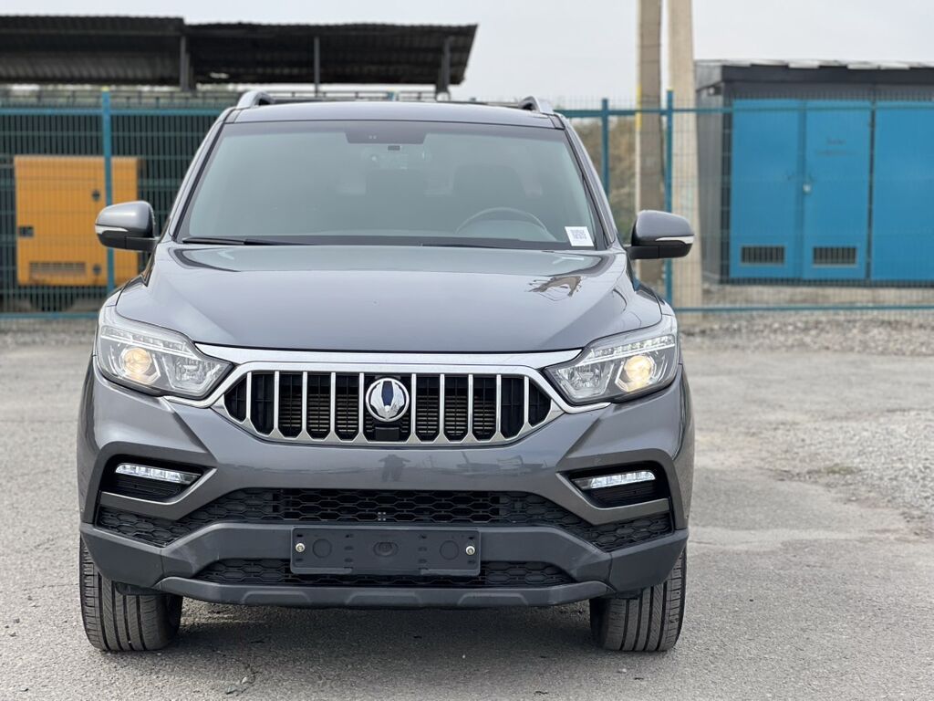 Ssangyong Rexton Khan
