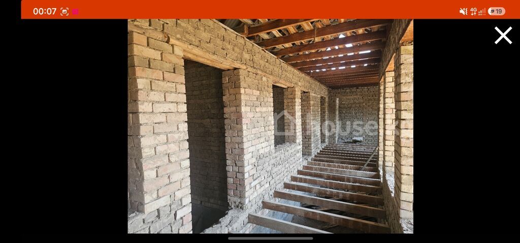 Продаётся дом в Джалал-Абаде Адрес: ул. Аттокура Азимканова 108а: фото 4