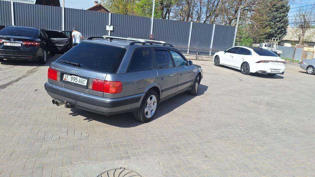 Audi 100: 1993 г., Бензин: фото 6