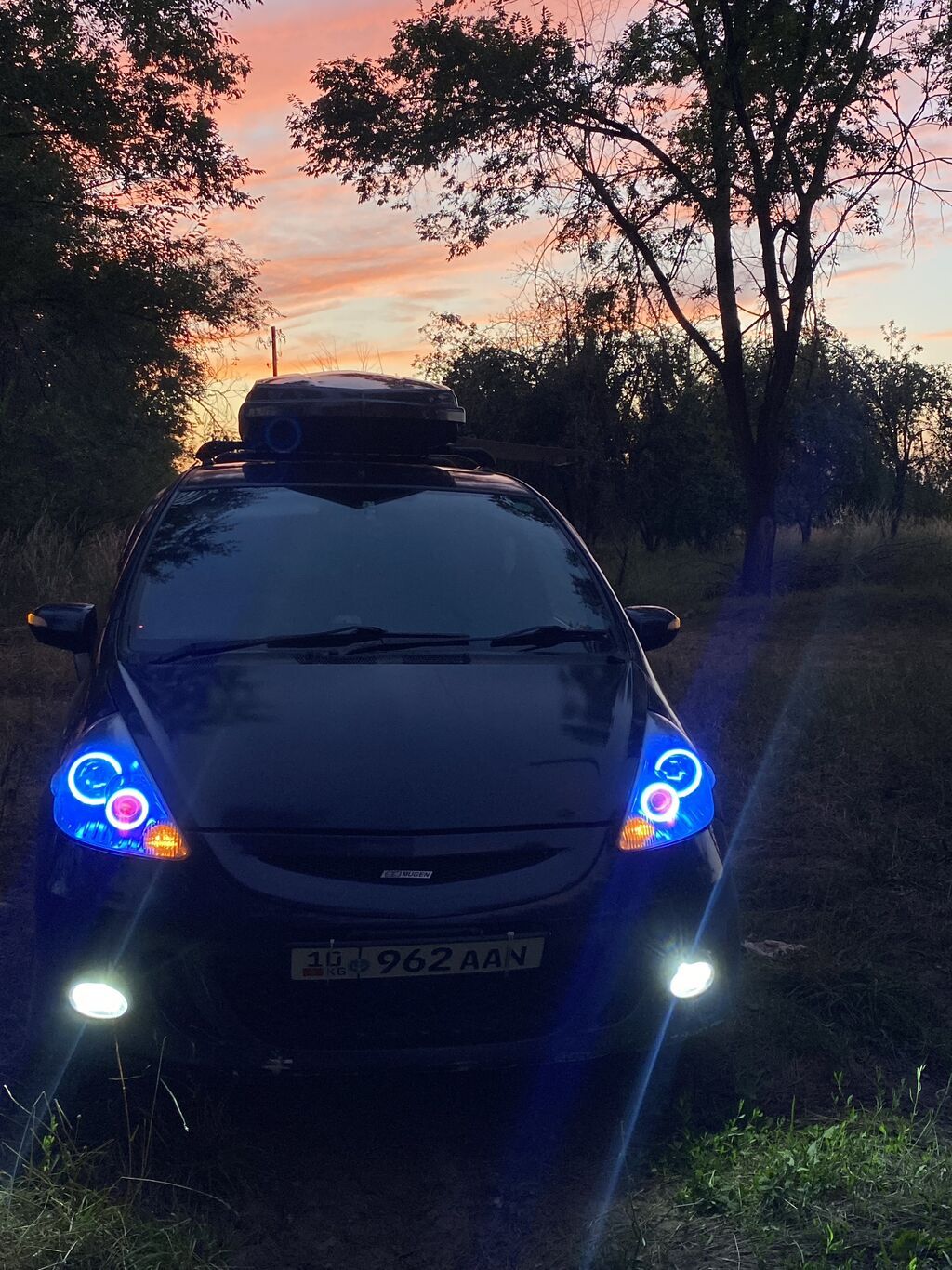 Honda Fit: 2001 г., 1.5 л, Вариатор, Газ, Хэтчбэк: фото 2