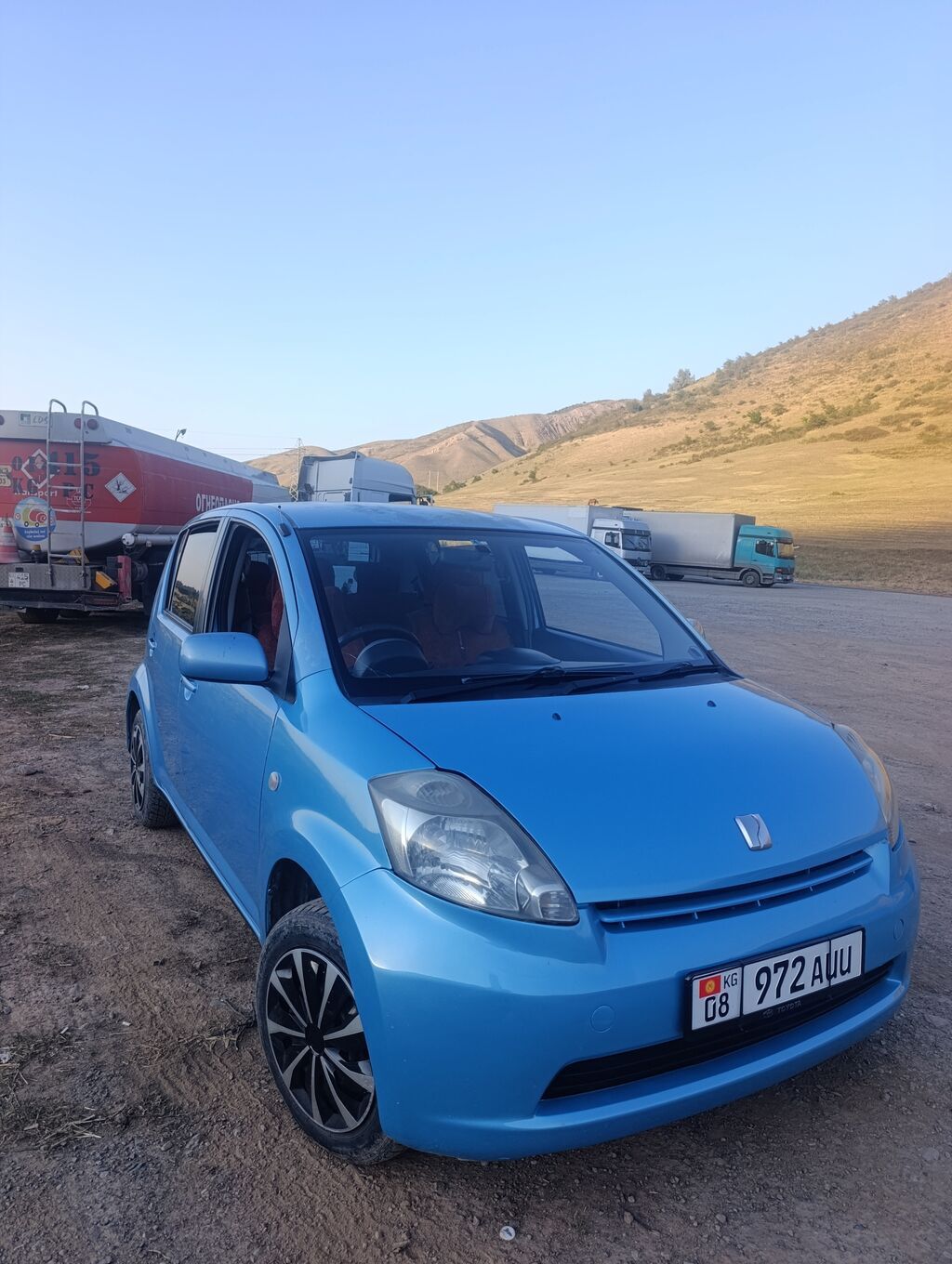 Toyota Passo: 2004 г., 1 л, Автомат, Бензин, Хэтчбэк: фото 2