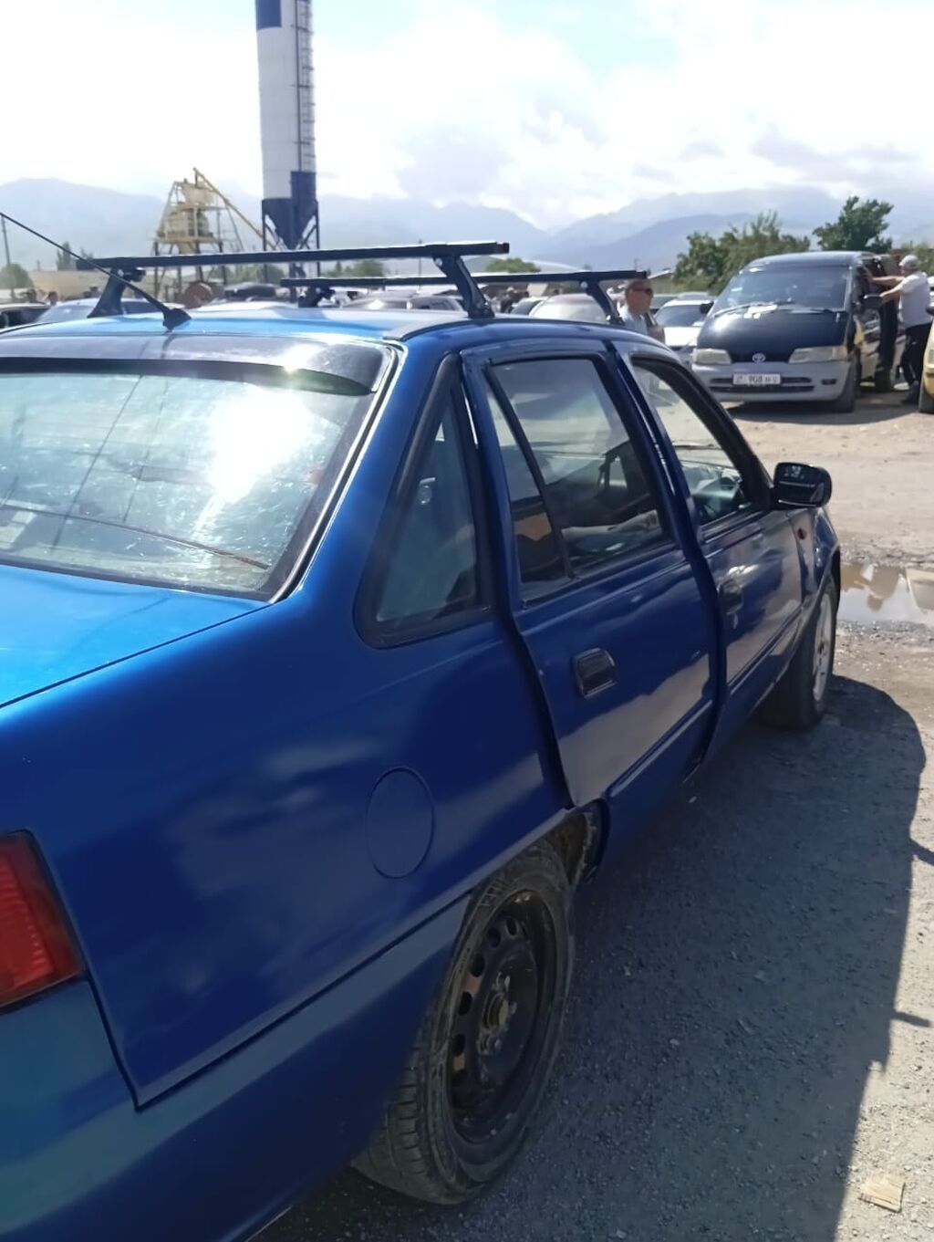 Daewoo Nexia: 2011 г., 1.6 л, Механика, Бензин, Седан: фото 4