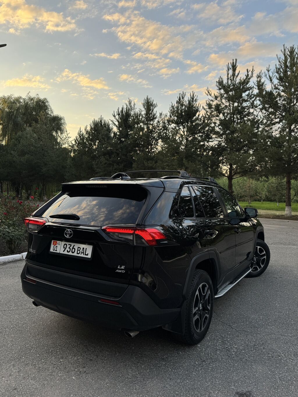 Toyota RAV4: 2020 г., 2.5 л, Автомат, Бензин, Кроссовер: фото 6
