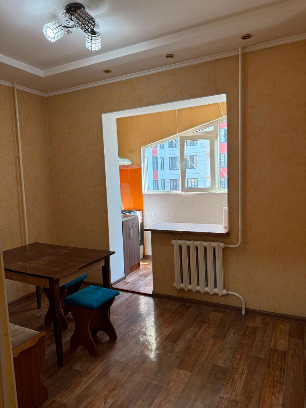 1 комната, 35 м², 12 мкр 106 серия, 5 этаж, Старый ремонт: фото 2