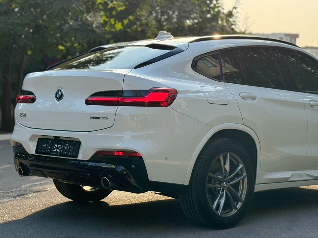 BMW X4: 2021 г., 2 л, Автомат, Бензин, Кроссовер: фото 4