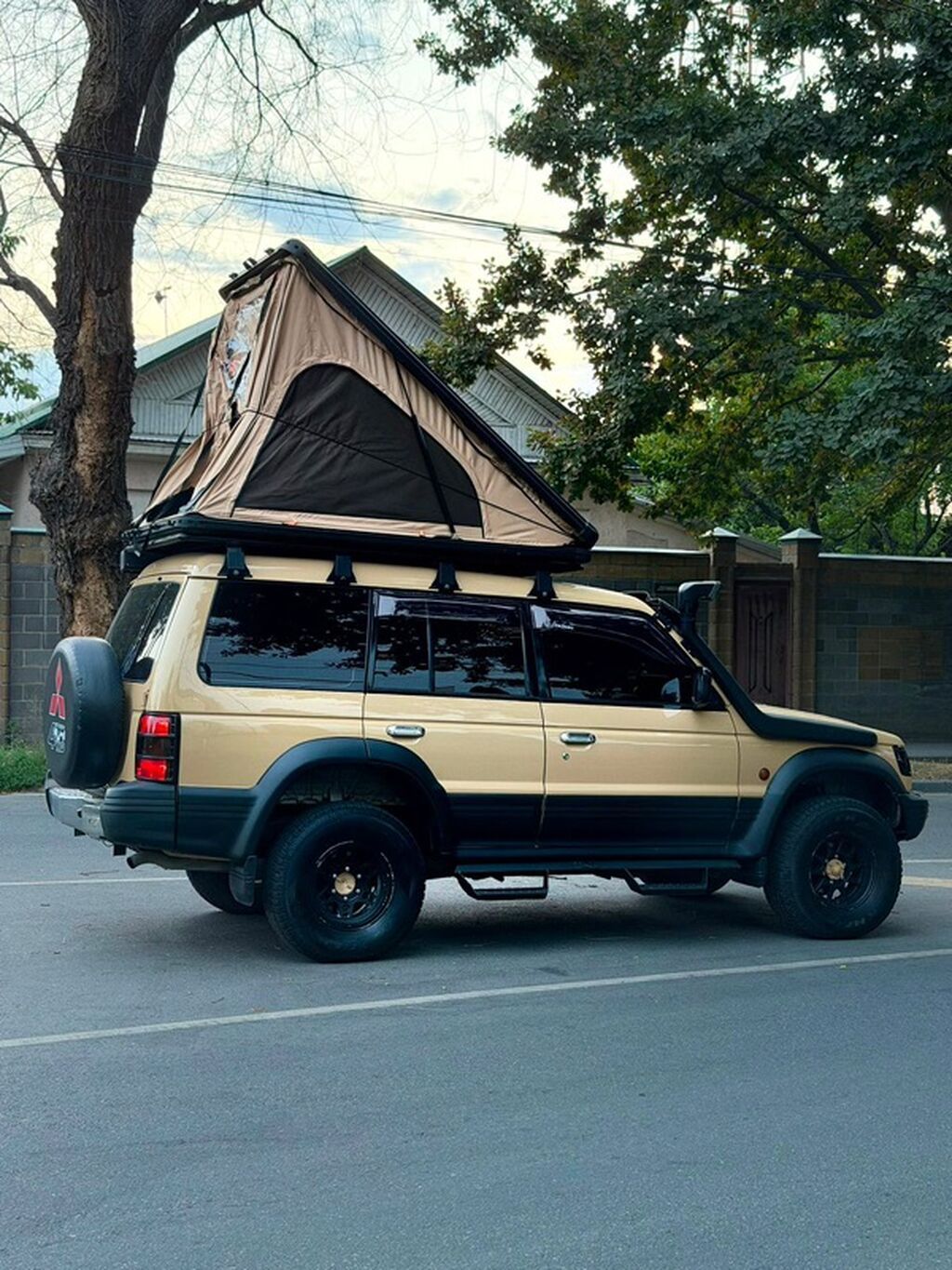 Mitsubishi Pajero: 1994 г., 2.8 л, Автомат, Дизель, Внедорожник: фото 2