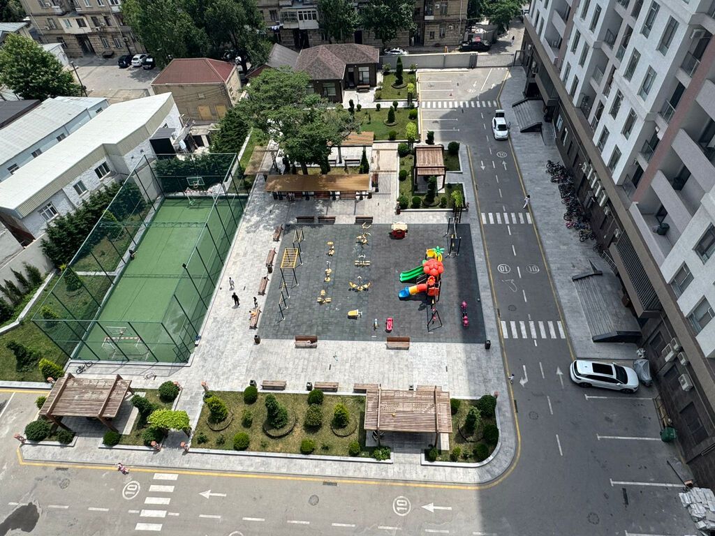 2 otaqlı, Yeni tikili, 100 kv. m