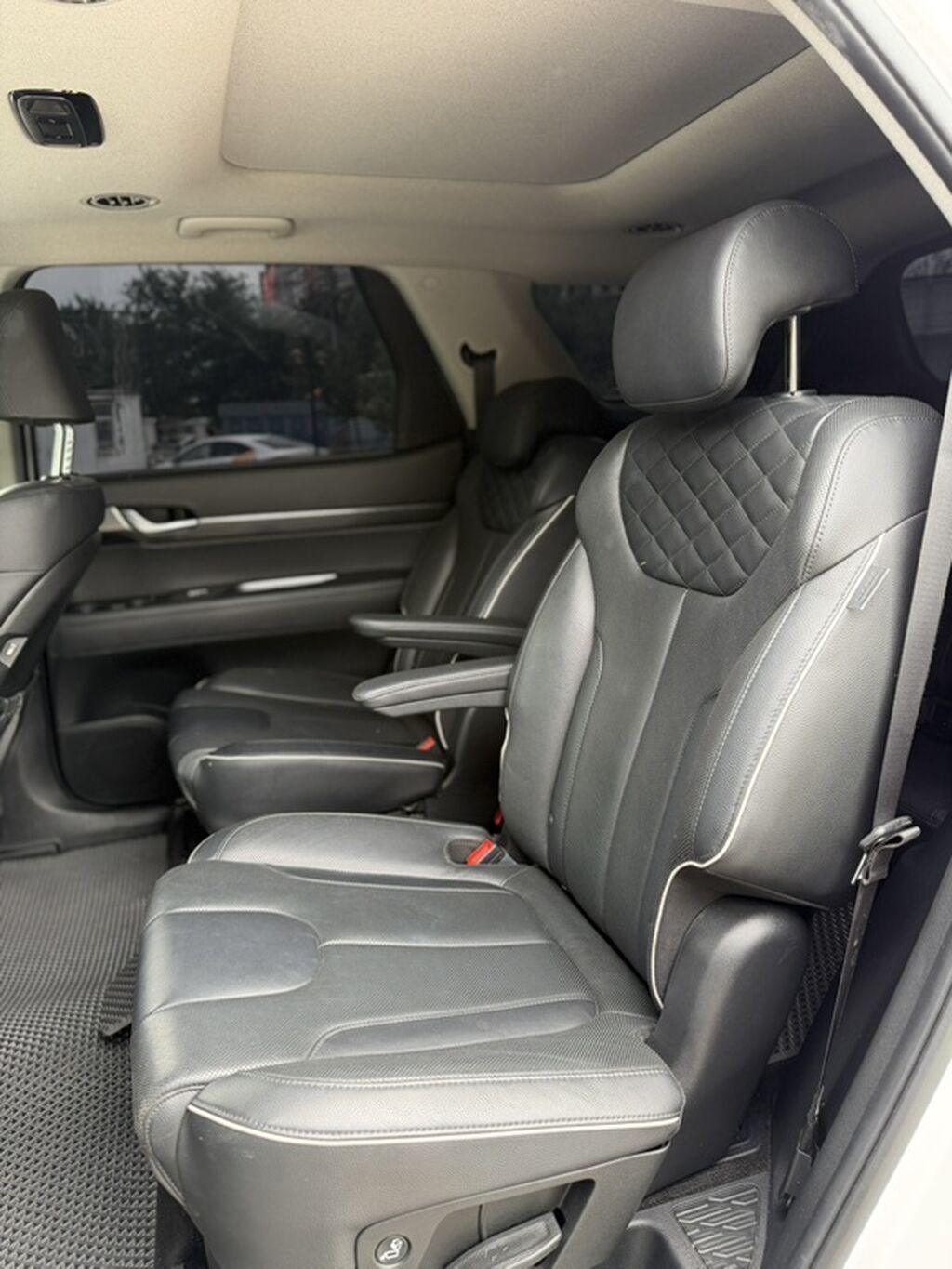 Hyundai Palisade: 2019 г., 2.2 л, Автомат, Дизель, Кроссовер: фото 3