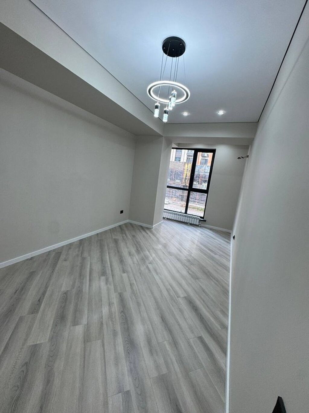 3 комнаты, 107 м², Южная Магистраль Элитка, 2 этаж, Дизайнерский ремонт: фото 2
