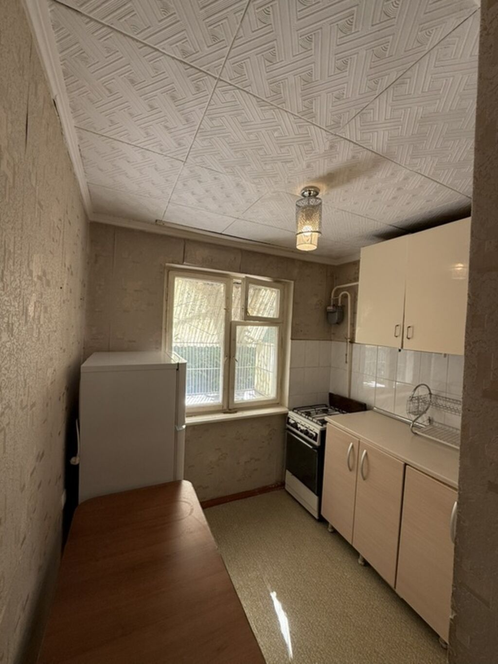 1 комната, 32 м², 104 серия, 1 этаж, Требуется ремонт: фото 3