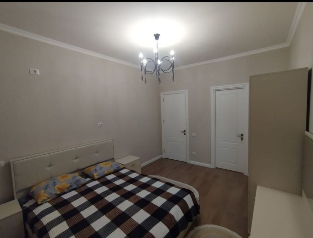 Insatcilarda 3 otaq tam esyali menzilimiz kiraye verilir 600 azn