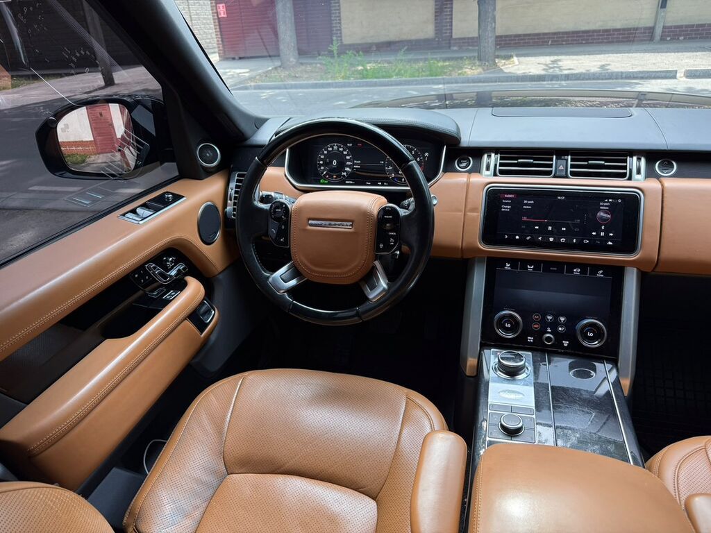 Land Rover Range Rover: 2018 г., 3 л, Автомат, Бензин, Внедорожник: фото 8