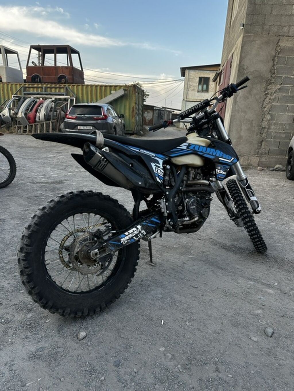 СРОЧНО ПРОДАМ ZUUMAV 300 300 кубов, водяное охлаждение: фото 2