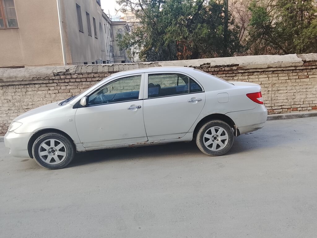 Toyota Corolla: 2008 г., 1.6 л, Механика, Бензин, Седан: фото 2