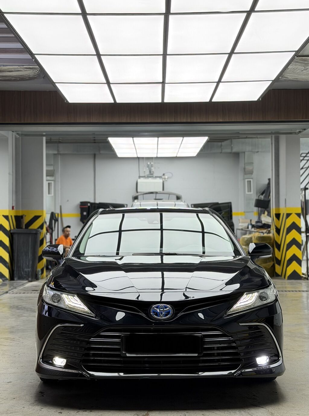 Toyota Camry: 2021 г., 2.5 л, Вариатор, Гибрид, Седан: фото 6