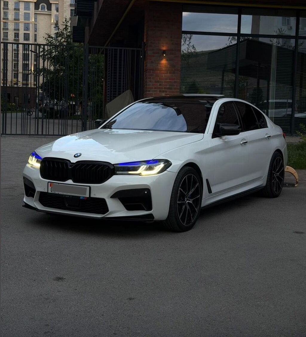 BMW 5 series: 2018 г., 3 л, Бензин, Седан: фото 2