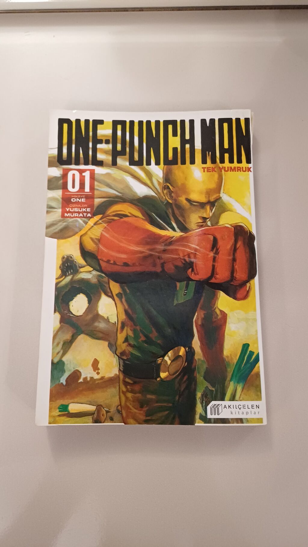 One-Punch Man – Tek Yumruq (Cild 01) manga təzədir az oxunub dil