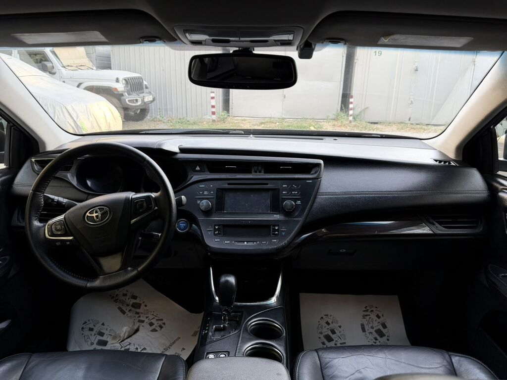 Toyota Avalon: 2013 г., 2.5 л, Вариатор, Гибрид, Седан: фото 4