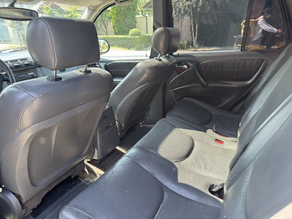 Mercedes-Benz ML-Class: 1999 г., 3.2 л, Автомат, Бензин, Внедорожник: фото 8