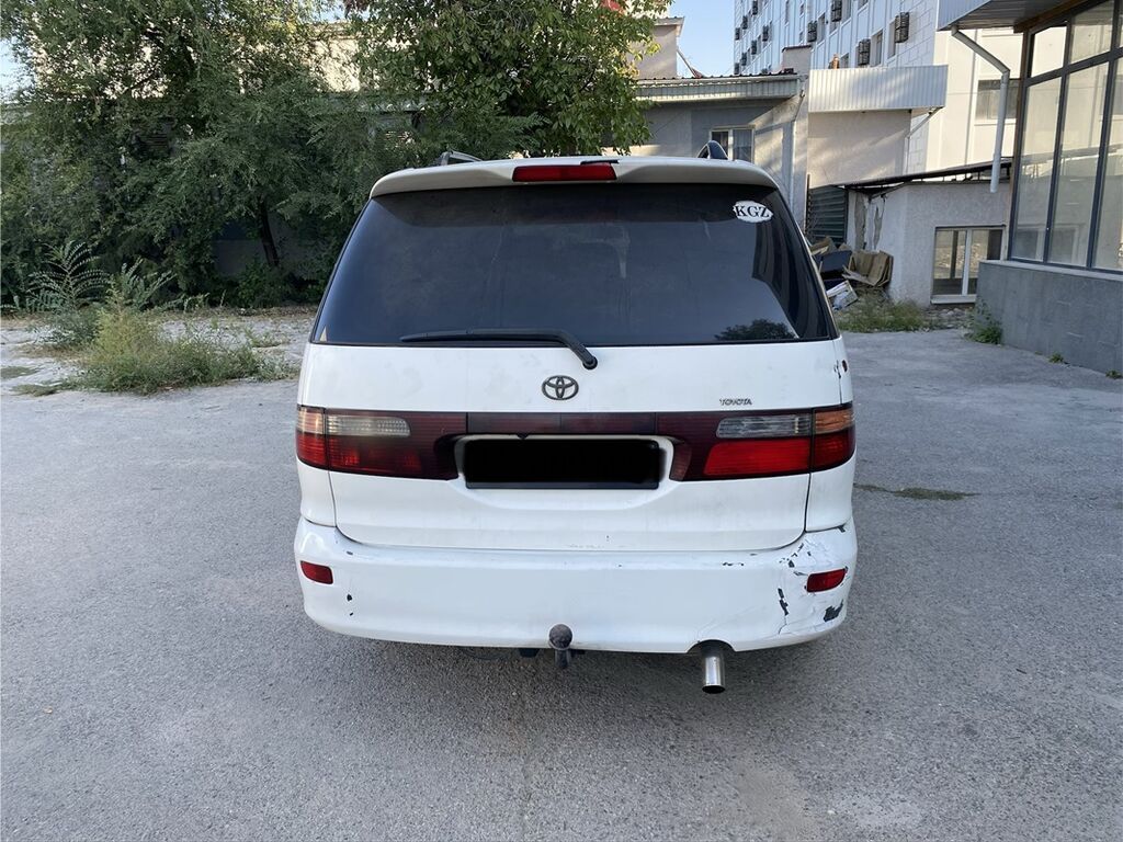 Toyota Previa: 2001 г., 2 л, Механика, Дизель, Минивэн: фото 4