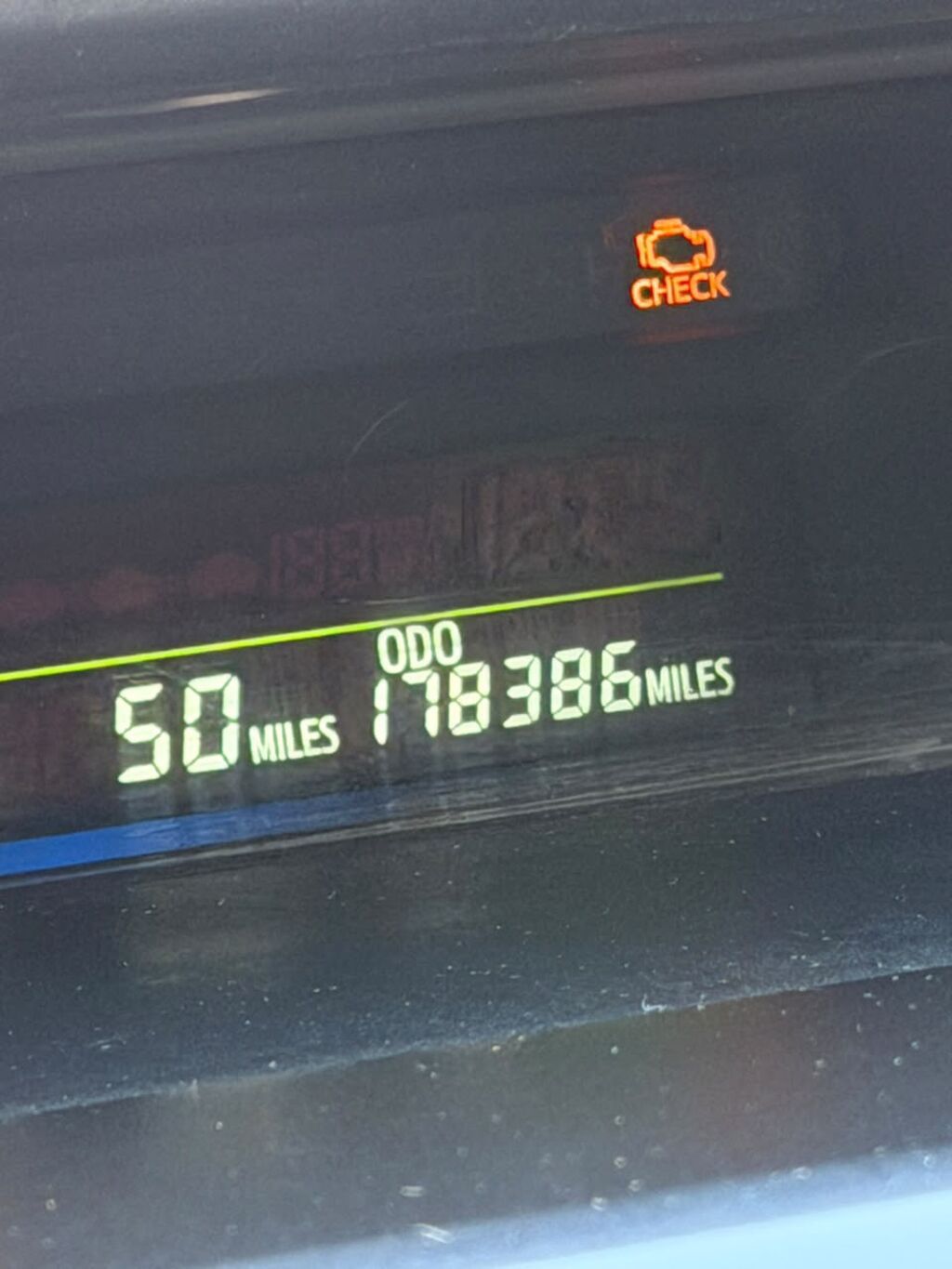 Toyota Prius V: 2011 г., 1.8 л, Гибрид, Универсал: фото 5