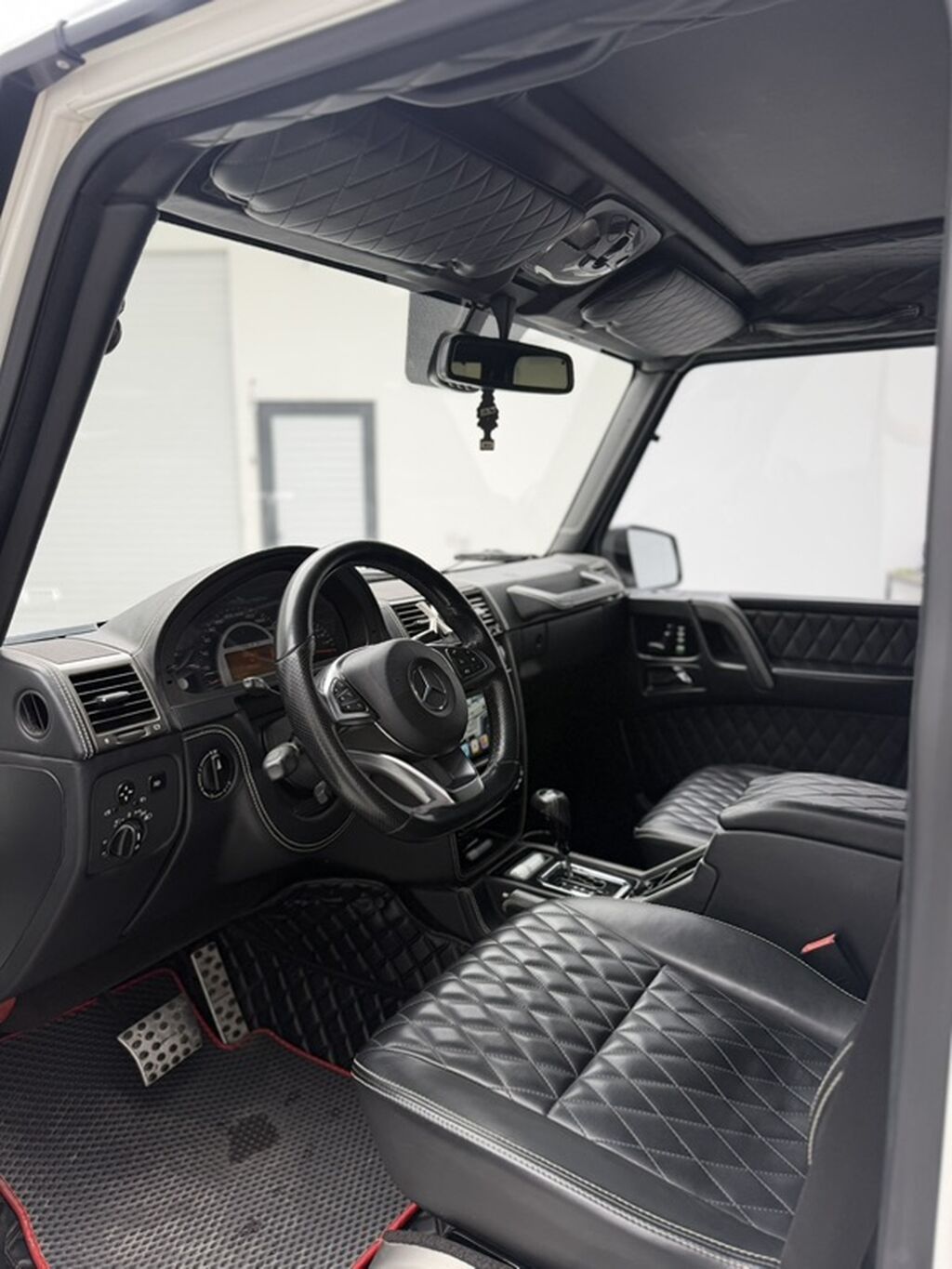 Mercedes-Benz G-Class: 2005 г., 5.5 л, Автомат, Бензин, Внедорожник — фото 5