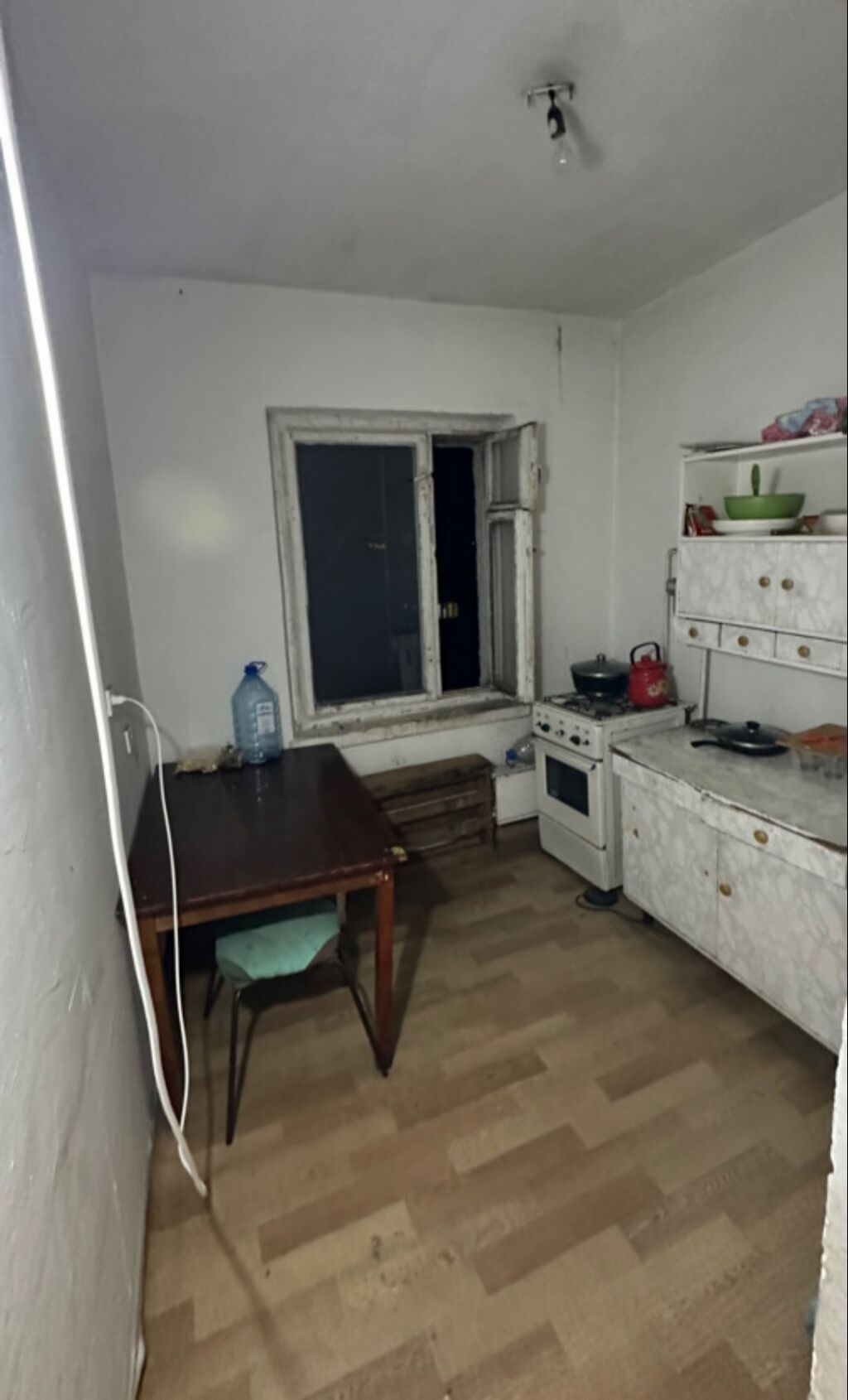 Срочно продаю 3кв р-он Пишпек, этаж: 53000 USD Продажа квартир ...