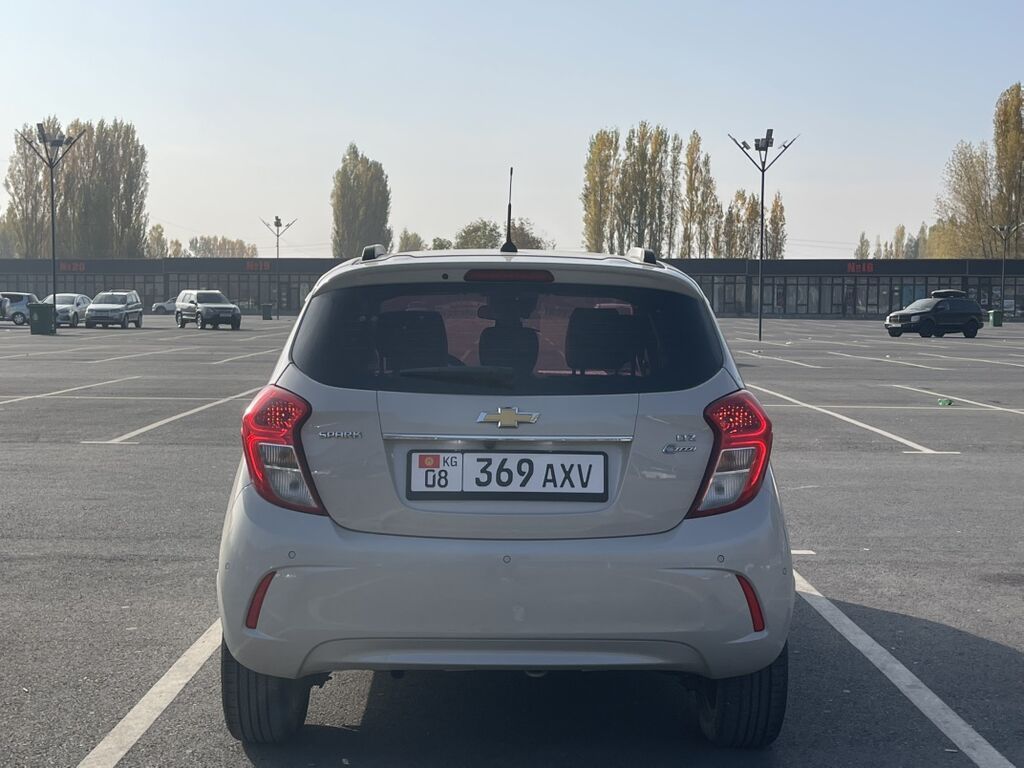 Chevrolet Spark: 2016 г., 1 л, Вариатор, Бензин, Хэтчбэк: фото 5