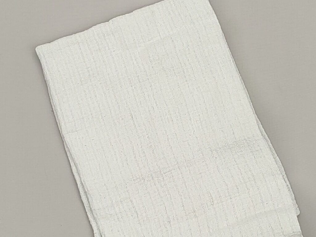 Ręczniki: Ręcznik 64 x 51, kolor - Biały, stan - Dobry — 1