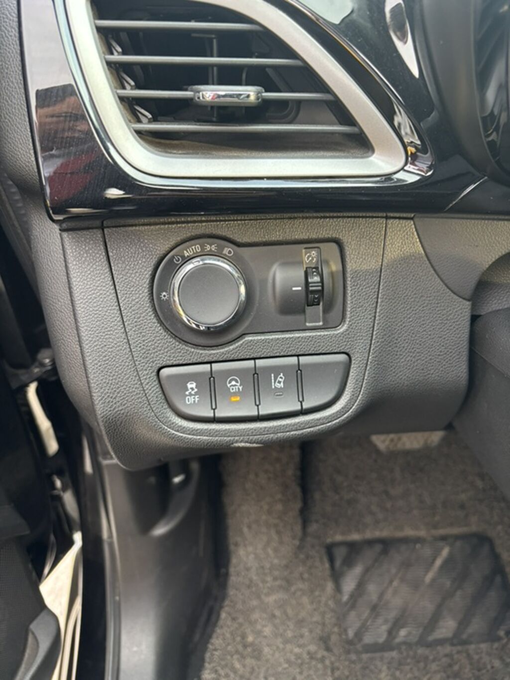 Chevrolet Spark: 2021 г., 1 л, Вариатор, Бензин, Хэтчбэк: фото 4