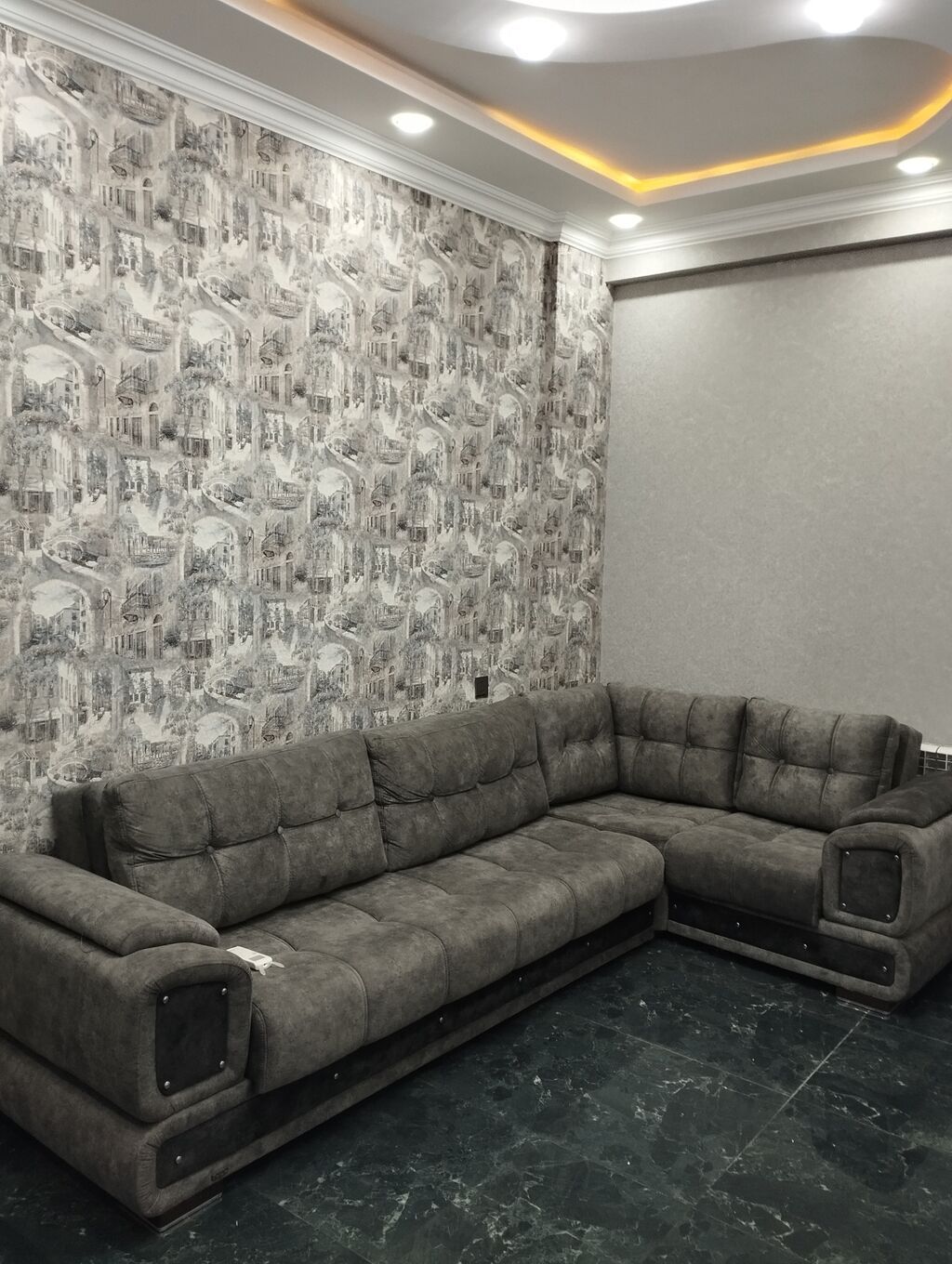 6-cı mikrorayon, 2 otaqlı, Yeni tikili, m. 20 Yanvar, 50 kv. m
