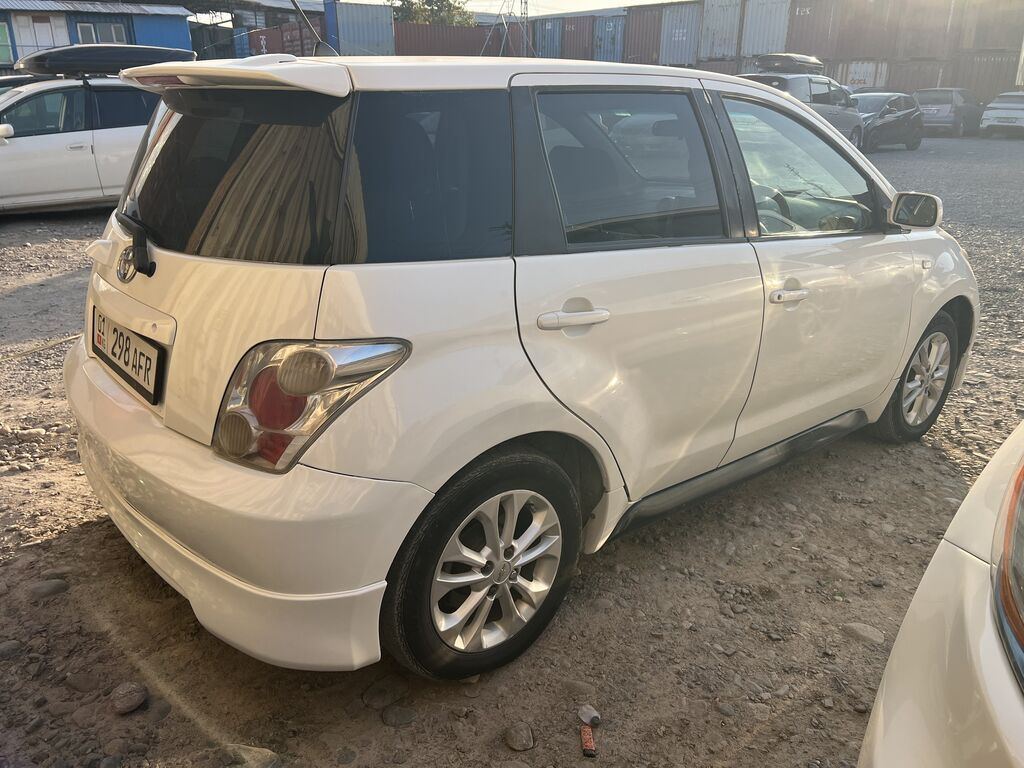 Toyota Ist: 2003 г., 1.5 л, Автомат, Бензин, Хэтчбэк: фото 4
