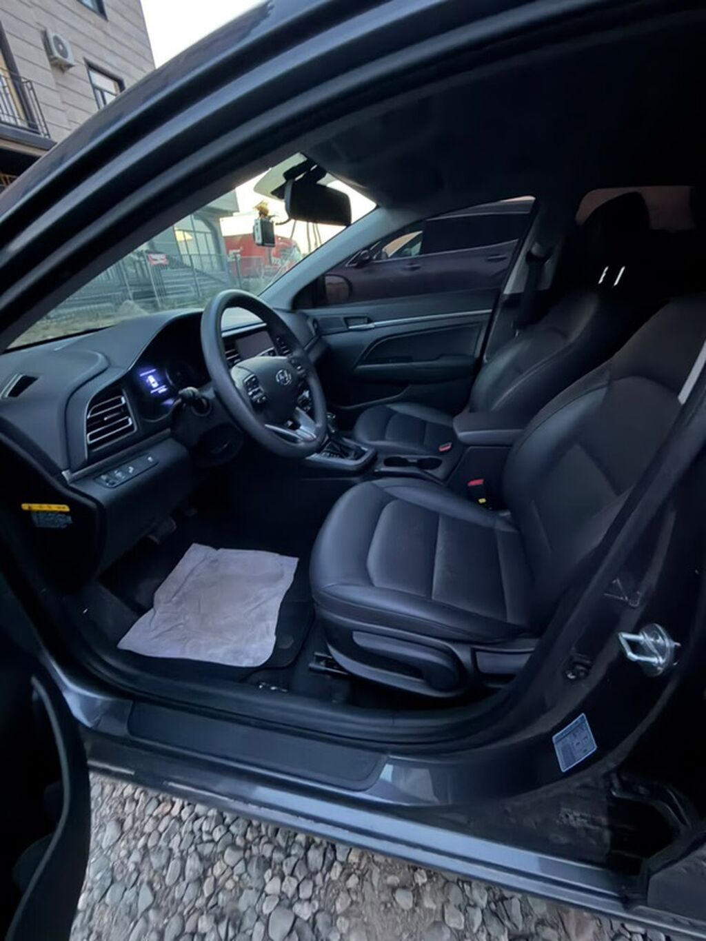 Hyundai Avante: 2019 г., 1.6 л, Автомат, Бензин, Седан: фото 8
