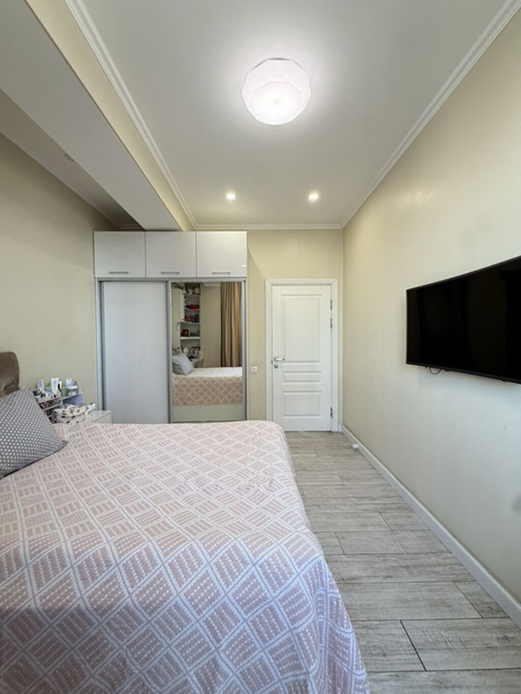 3 комнаты, 73 м², Элитка, 10 этаж, Косметический ремонт: фото 8