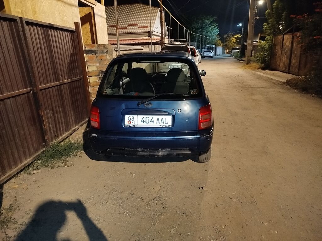 Nissan March: 1998 г., 1.4 л, Механика, Бензин, Купе: фото 4