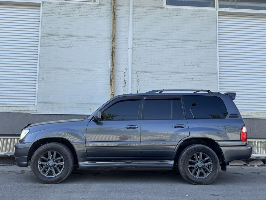 Lexus LX: 2005 г., 4.7 л, Автомат, Газ, Внедорожник: фото 2