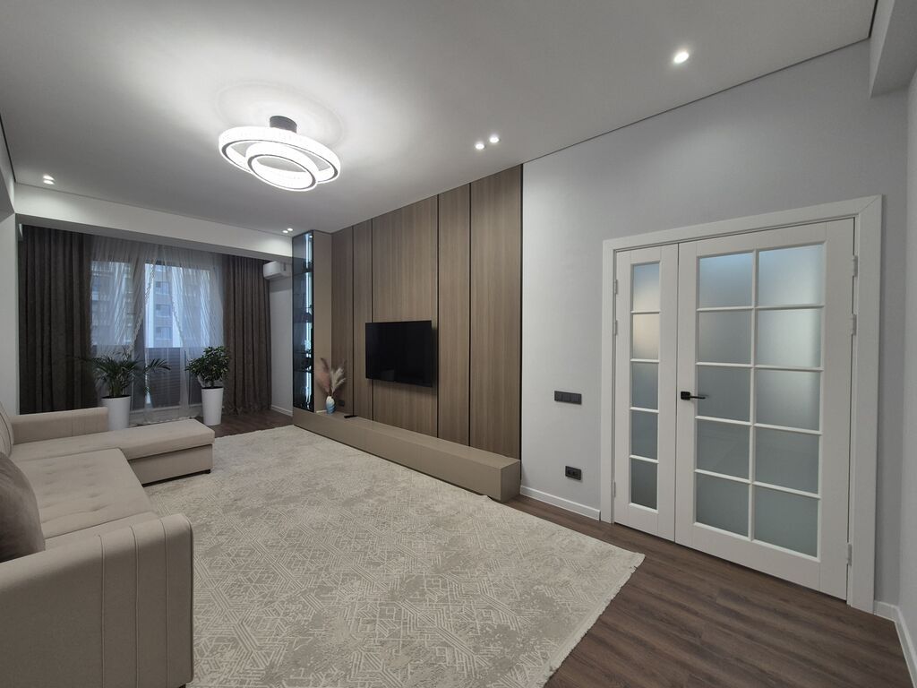 3 комнаты, 109 м², Асанбай мкр Элитка, 7 этаж, Дизайнерский ремонт: фото 1