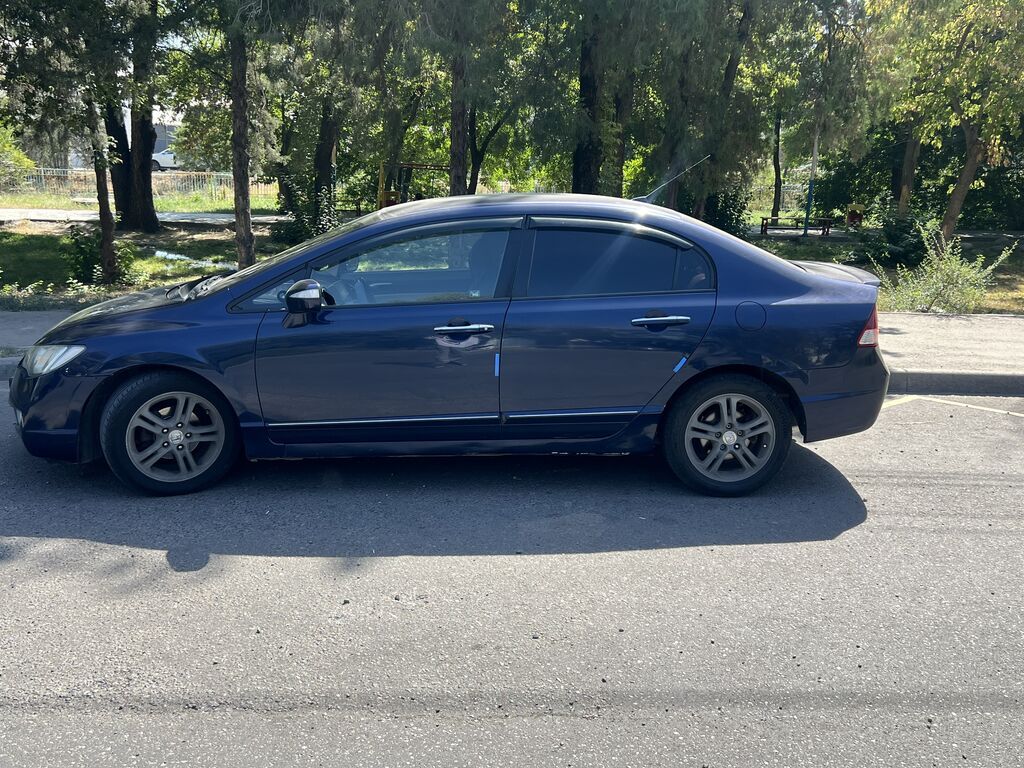 Honda Civic: 2008 г., 1.3 л, Автомат, Гибрид, Седан: фото 5