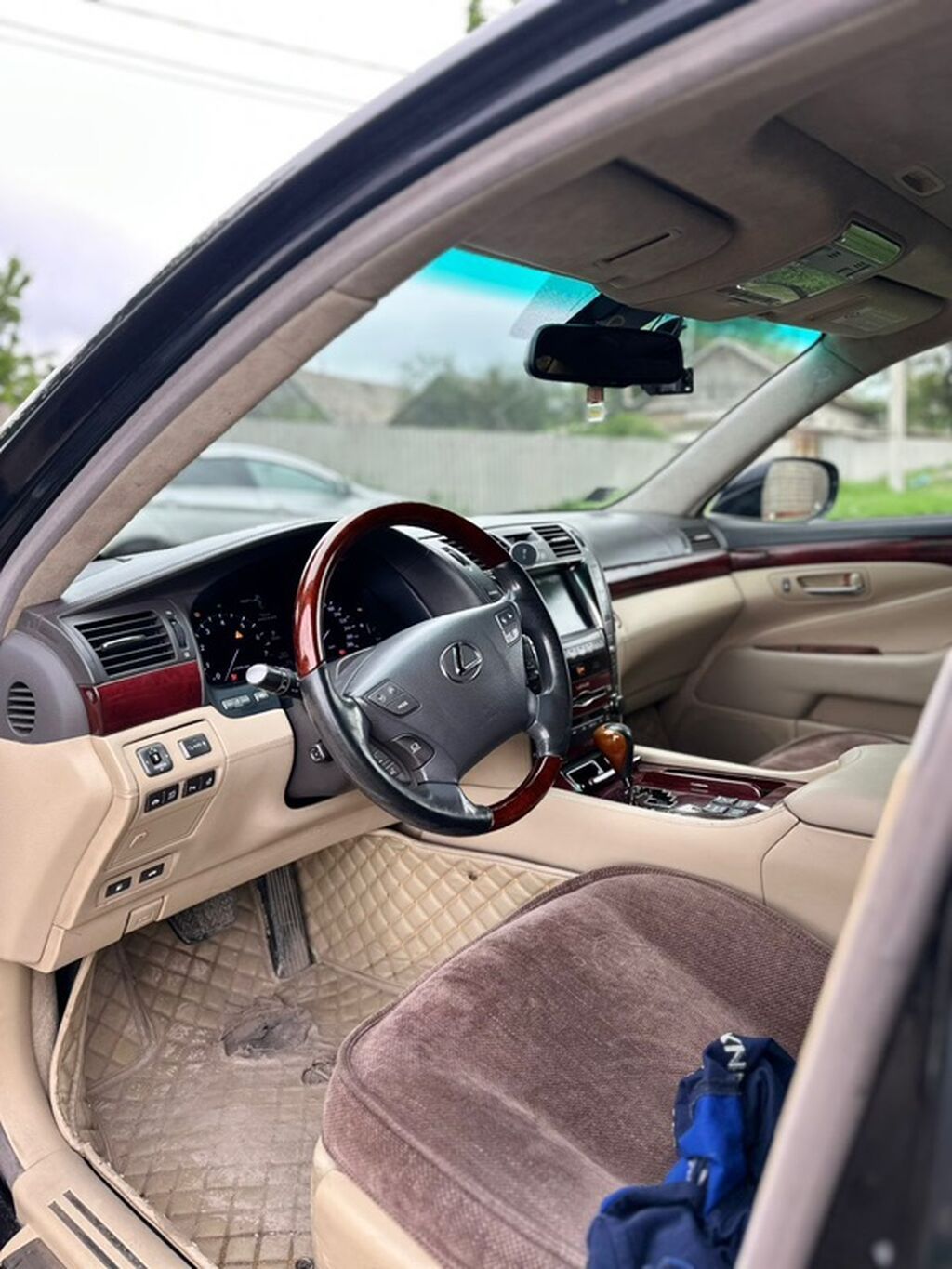 Lexus LS: 2008 г., 5 л, Автомат, Гибрид, Седан: фото 8