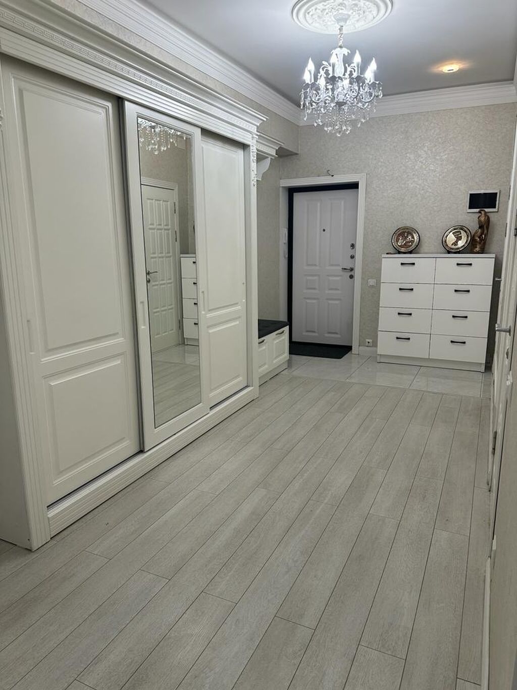 4 комнаты, 133 м², Золотой квадрат Элитка, 12 этаж, Евроремонт: фото 8