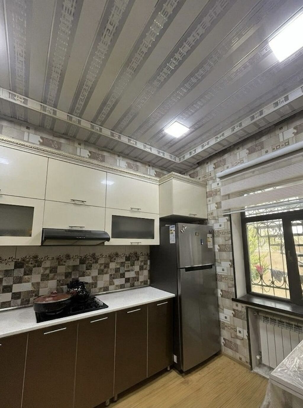 Hövsan qəs. 4 otaqlı, 200 kv. m, Orta təmir