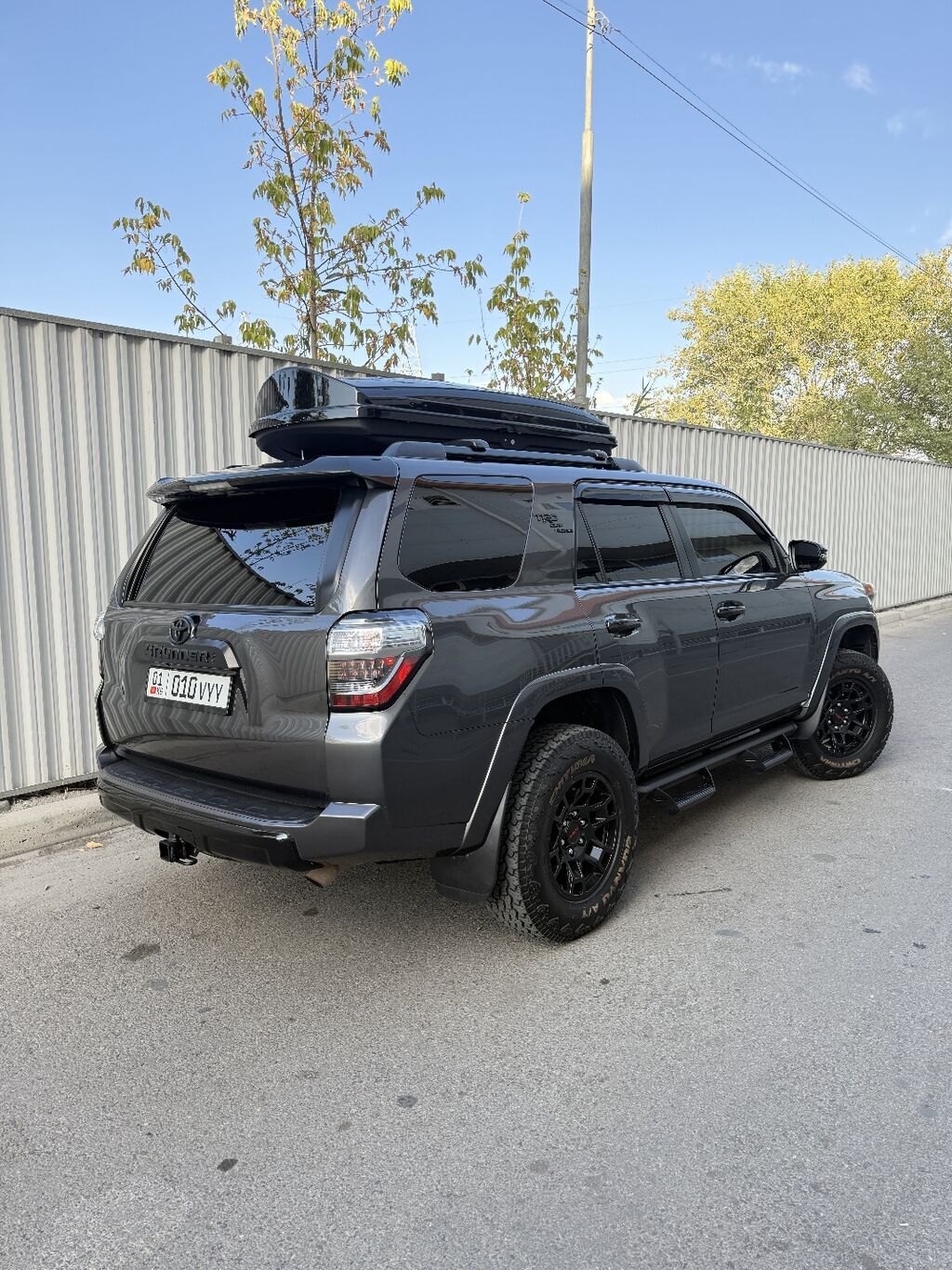 Toyota 4Runner: 2020 г., 4 л, Автомат, Бензин, Внедорожник: фото 4