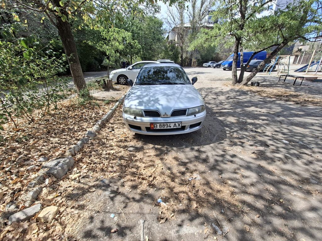 Mitsubishi Carisma: 2003 г., 1.6 л, Автомат, Бензин, Седан: фото 6