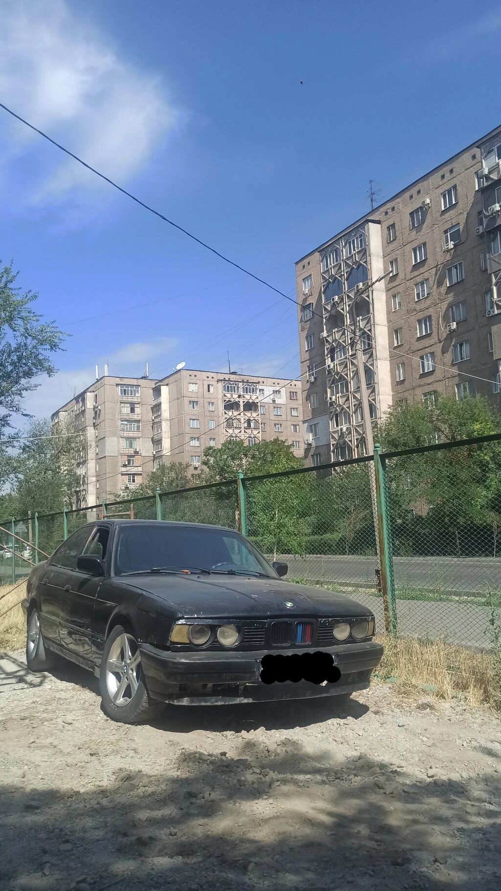 BMW 5 series: 1991 г., 2 л, Механика, Бензин, Седан