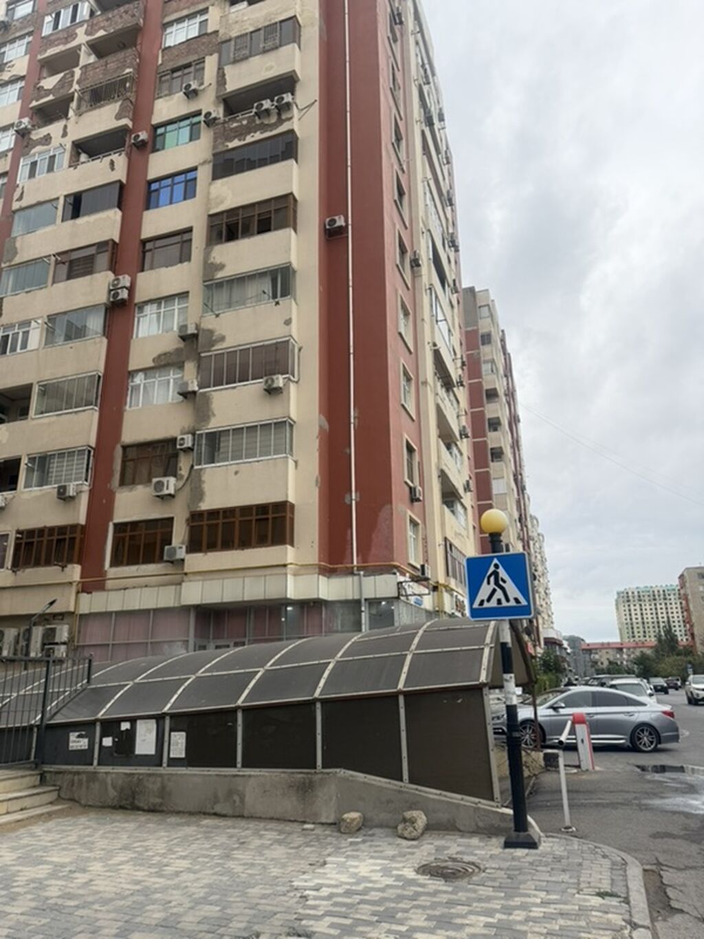 Yeraltı avtodayanacaq yeri- Kupca, 35 kv - Binanın - şəkillərdə