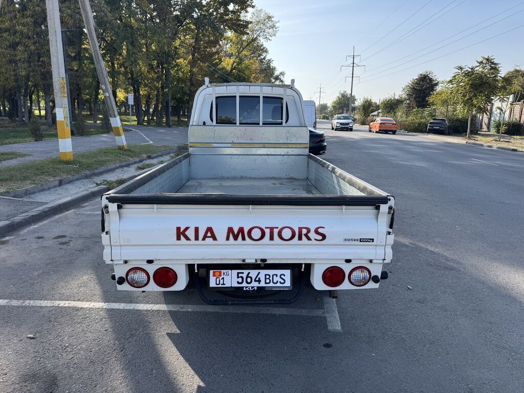 Kia BONGO: 2021 г., 2.4 л, Механика, Газ: фото 4
