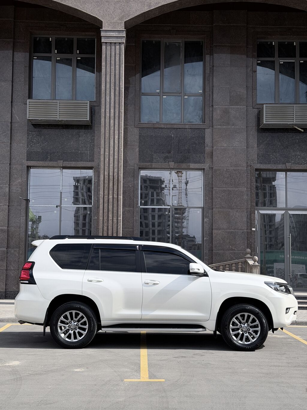 Toyota Land Cruiser Prado: 2018 г., 4 л, Автомат, Бензин, Внедорожник: фото 8