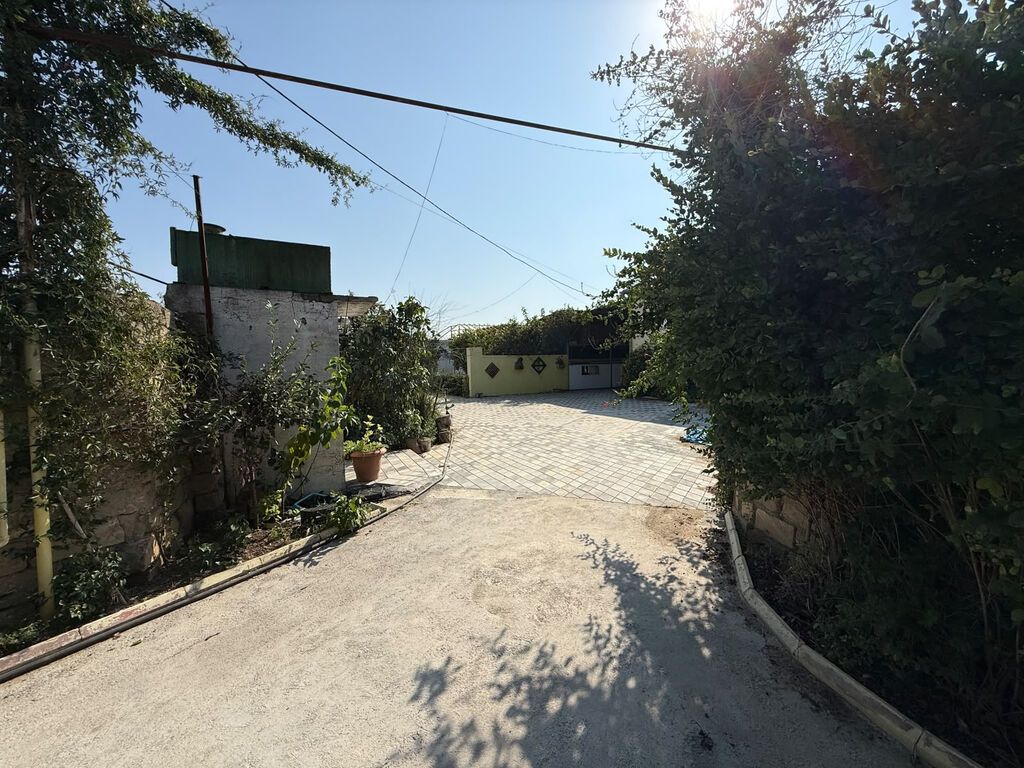 Bakı, Sabunçu qəs., 200 kv. m, 5 otaqlı, Hovuzlu, Qaz, Su, İnternet